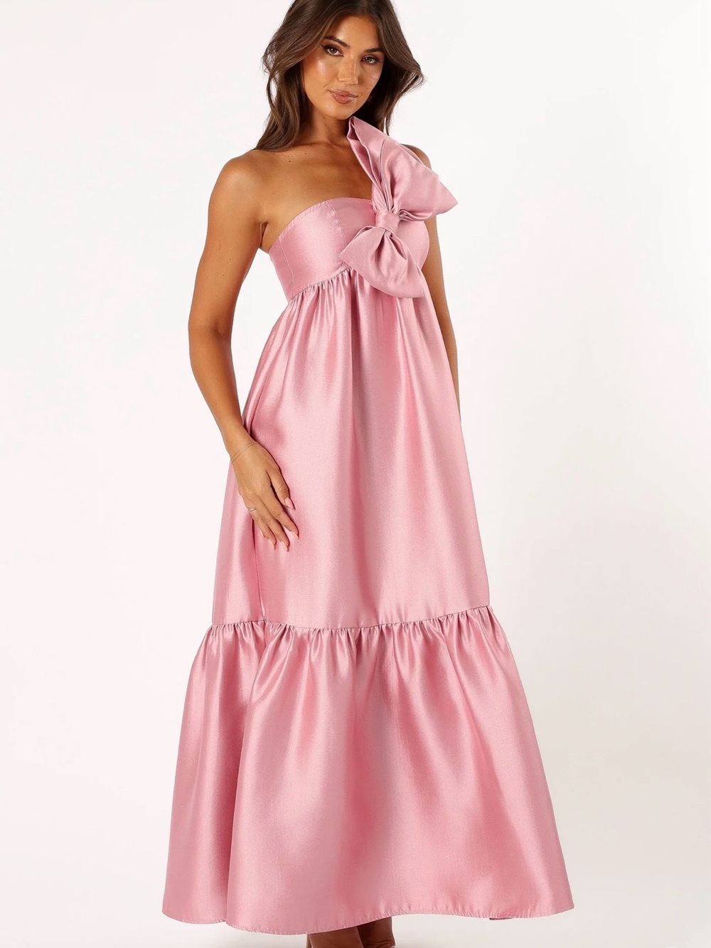 NEW Petal & Pup Betina Pink One-Shoulder Bow Tiered Dress, Small - Picture 2 of 7